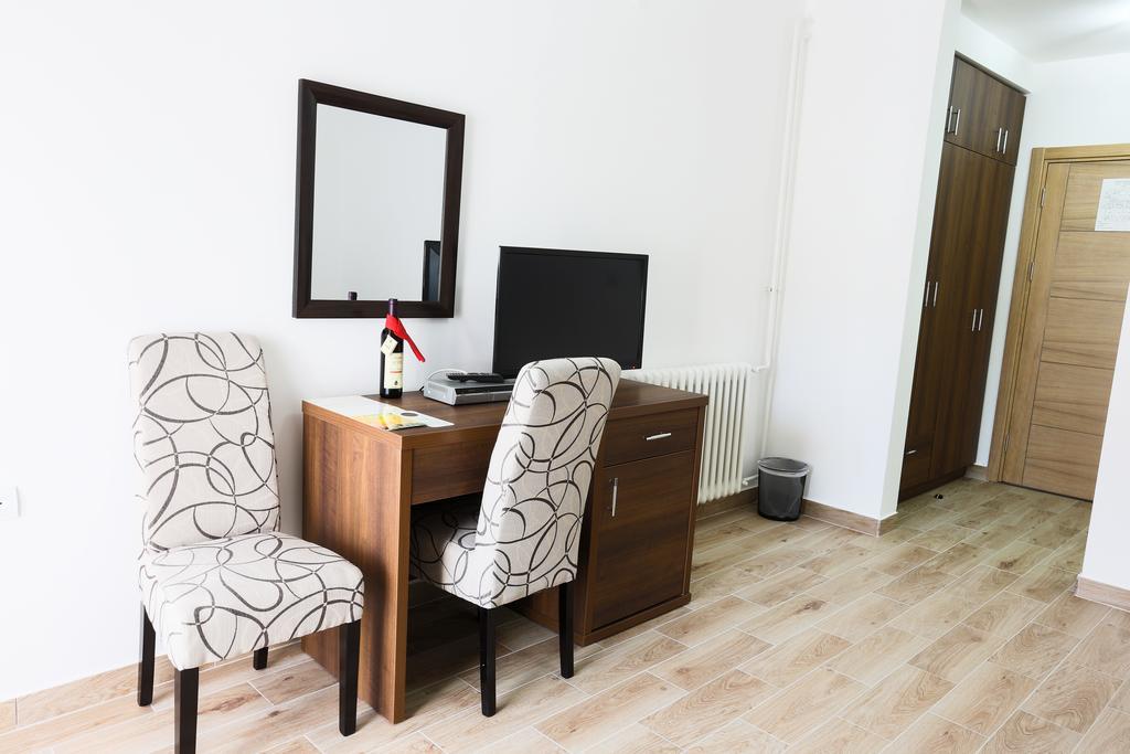 Hotel Akapulco Sutomore Habitación foto